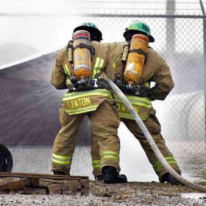 Meet your Posher, Logan